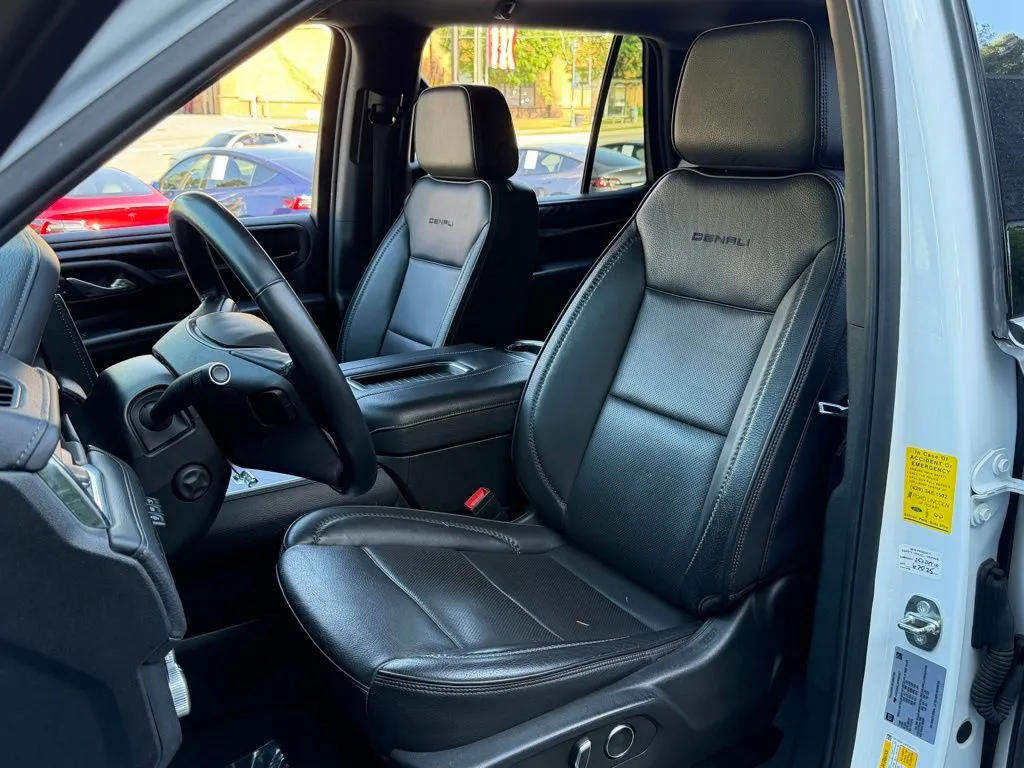 GMC Yukon photo 26
