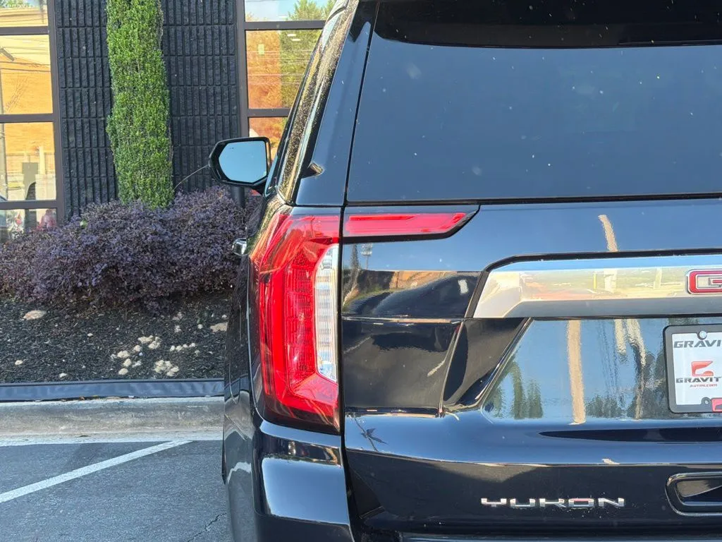GMC Yukon photo 15
