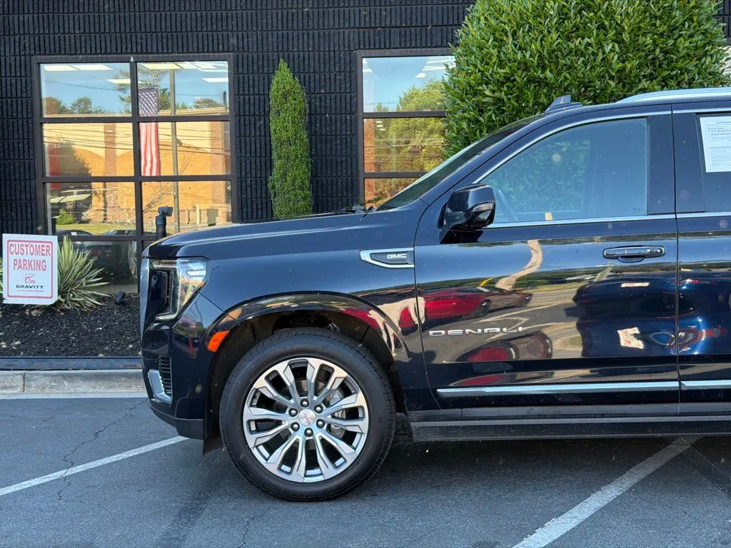 GMC Yukon photo 10