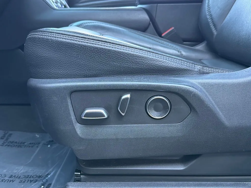 GMC Yukon photo 27