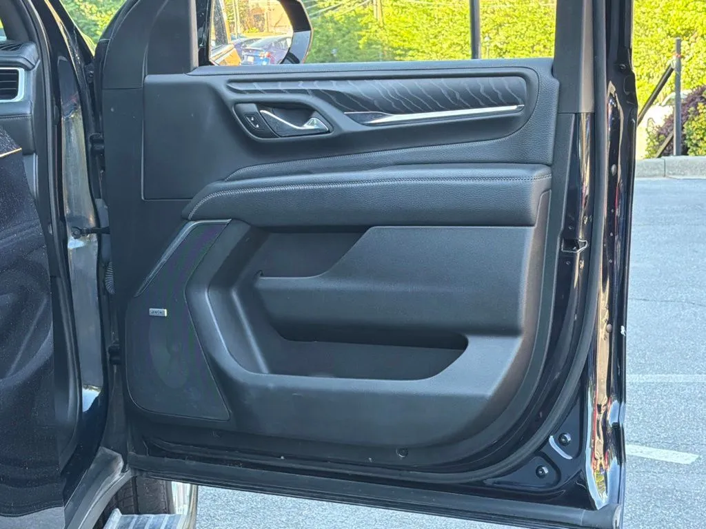 GMC Yukon photo 38