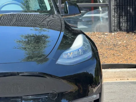 More photos of 2021 Tesla Model Y Long Range at Gravity Autos Sandy Springs, GA