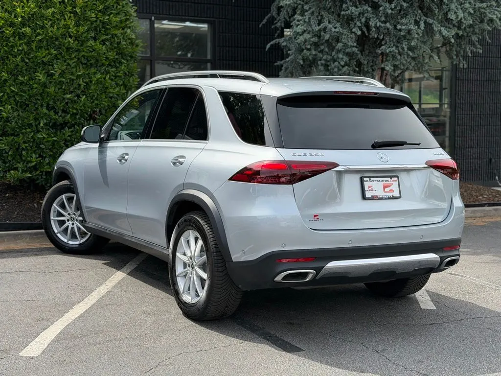Mercedes-Benz GLE photo 18