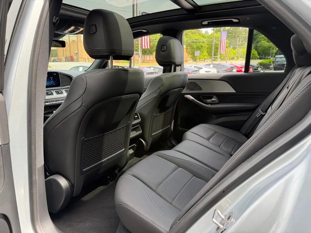 Mercedes-Benz GLE photo 27