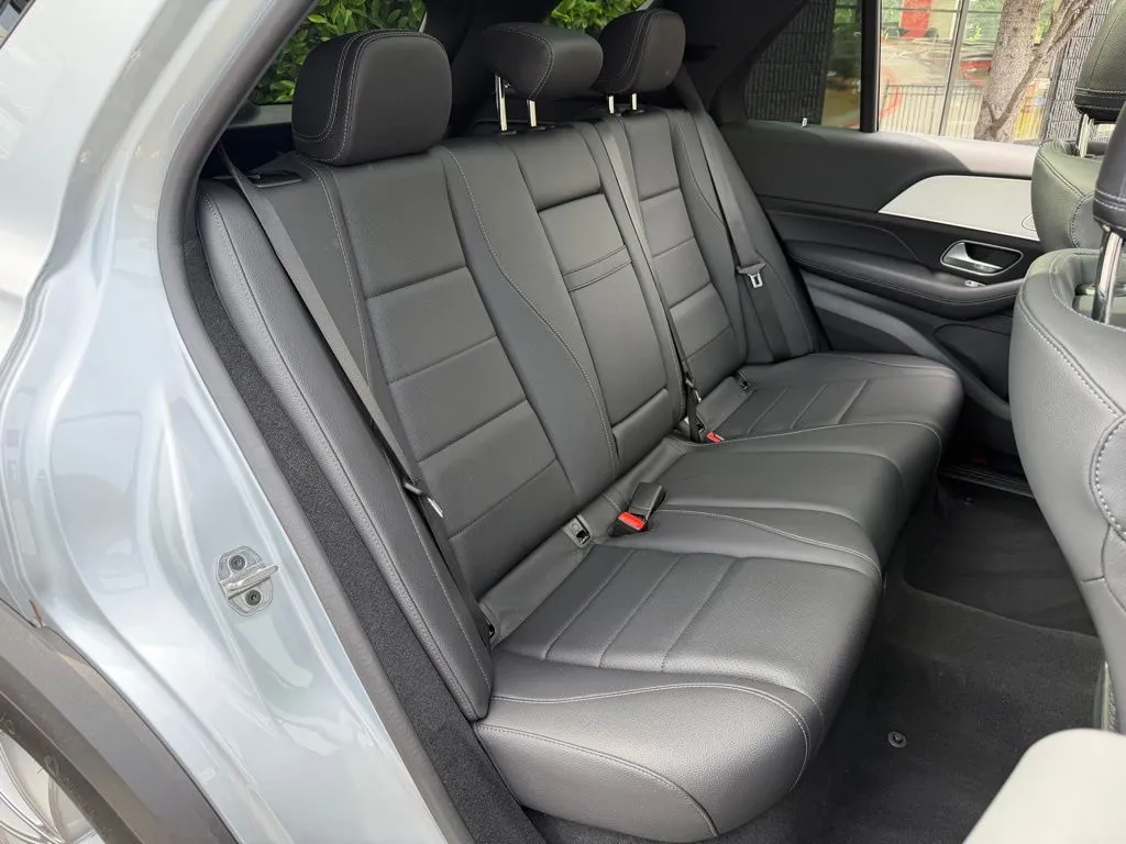 Mercedes-Benz GLE photo 35