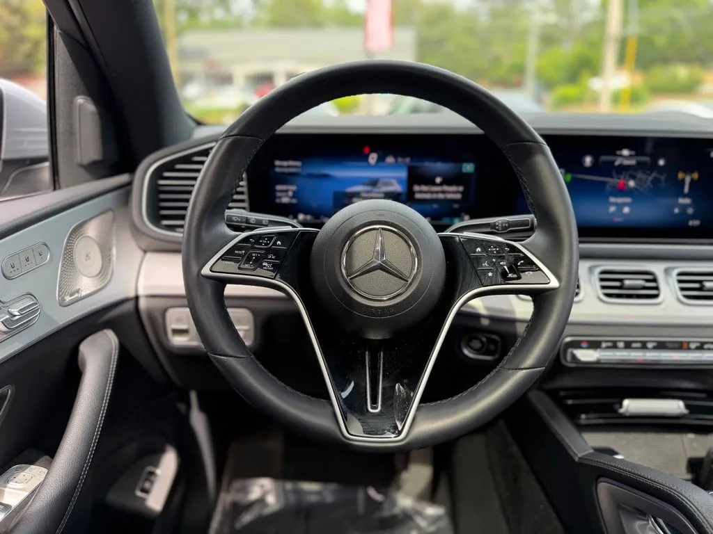 Mercedes-Benz GLE photo 39