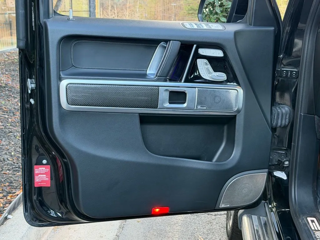 Mercedes-Benz G-Class photo 28