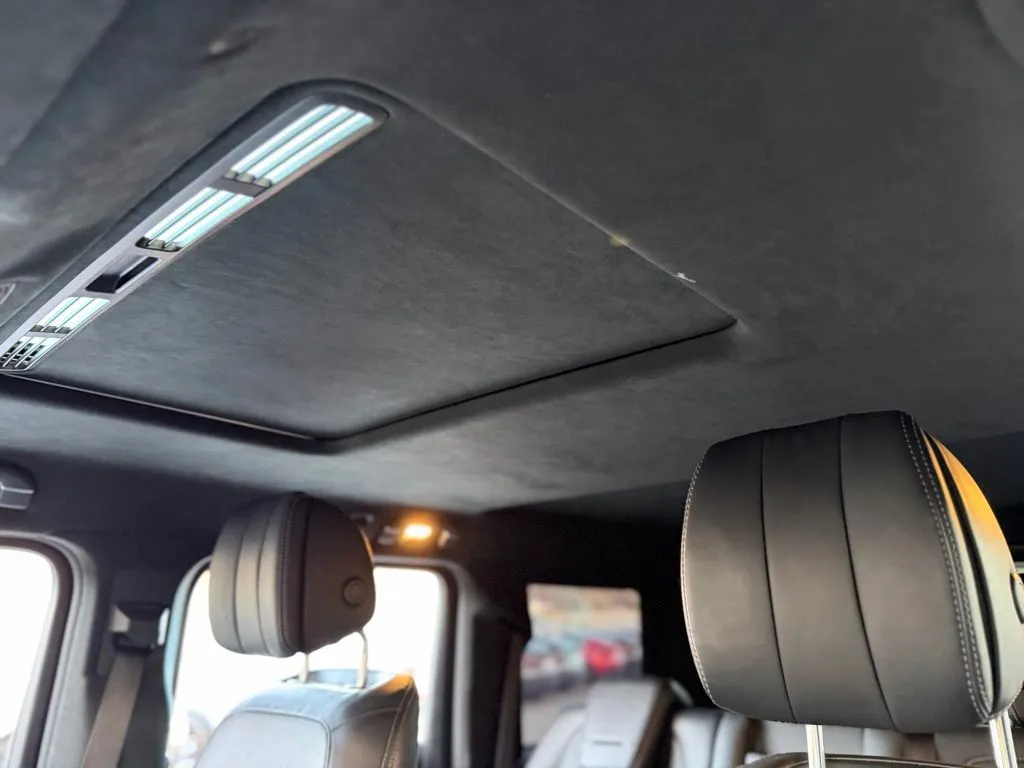 Mercedes-Benz G-Class photo 51
