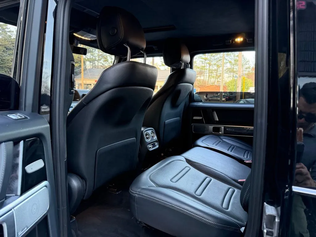 Mercedes-Benz G-Class photo 30