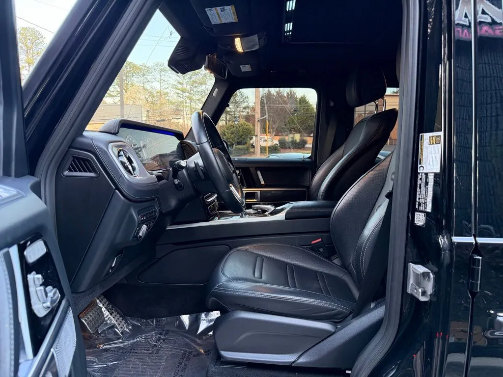 Mercedes-Benz G-Class photo 25