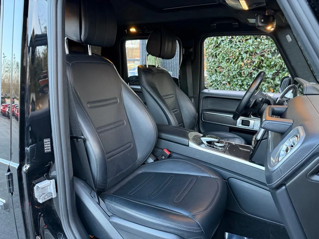 Mercedes-Benz G-Class photo 34