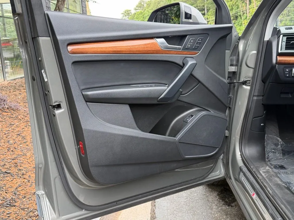 Audi Q5 photo 29