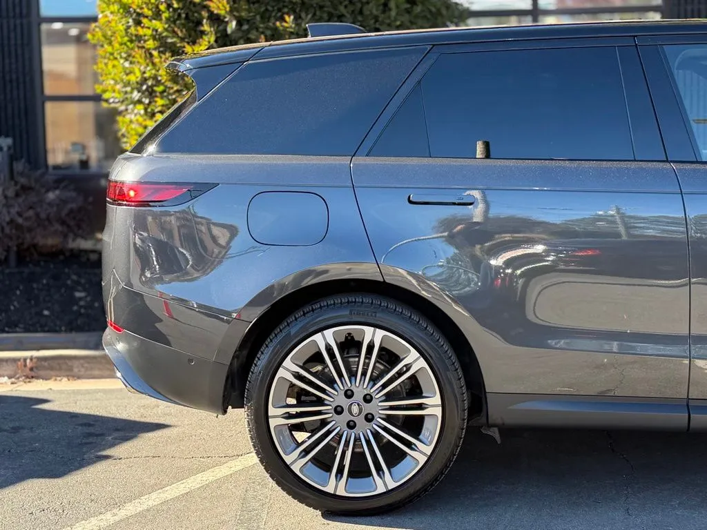 2024 Land Rover Range Rover Sport SE - Photo 22