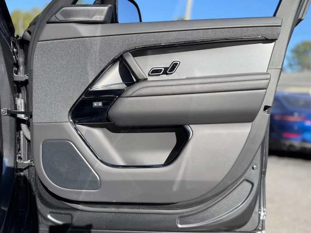 2024 Land Rover Range Rover Sport SE - Photo 34