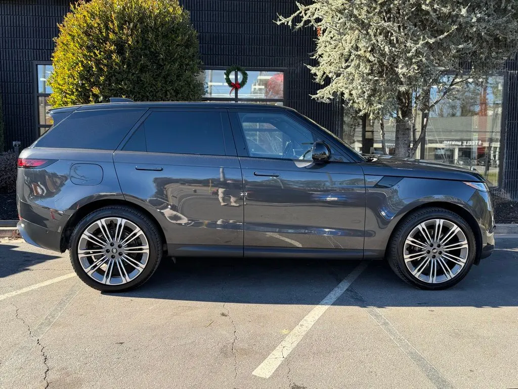 2024 Land Rover Range Rover Sport SE - Photo 21