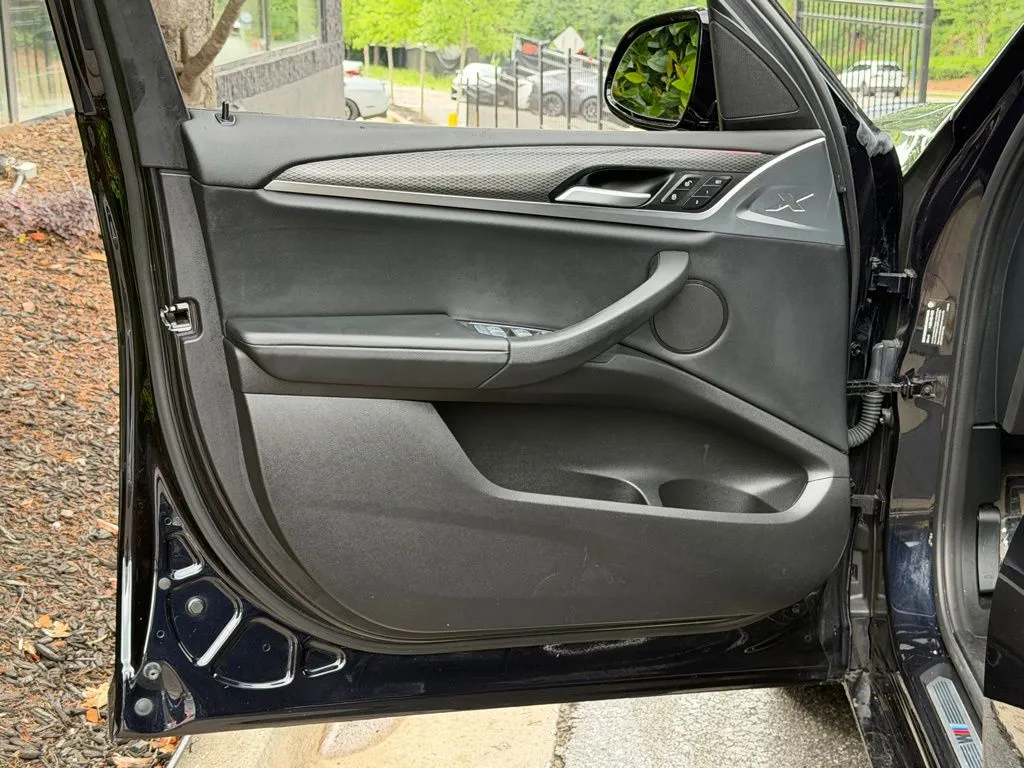 BMW X3 photo 29