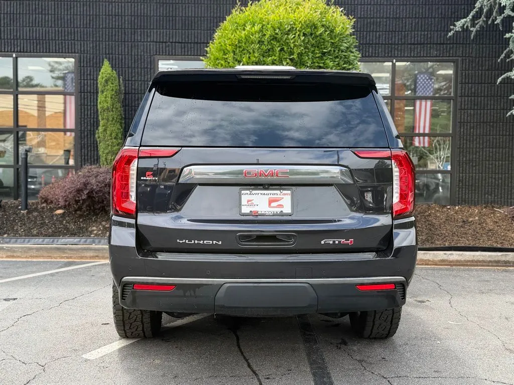 GMC Yukon photo 14