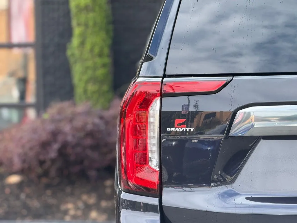 GMC Yukon photo 15