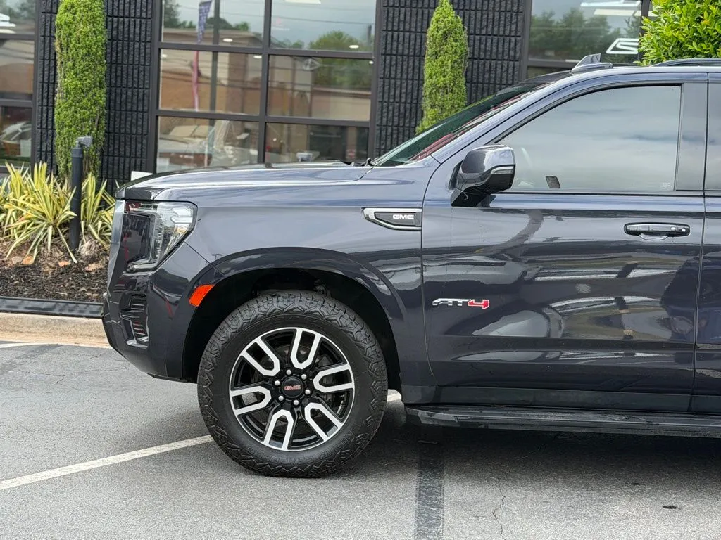 GMC Yukon photo 10