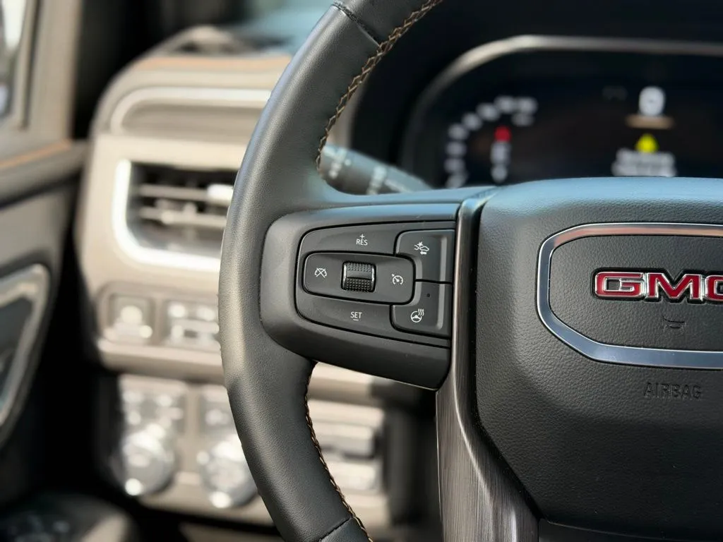 GMC Yukon photo 48