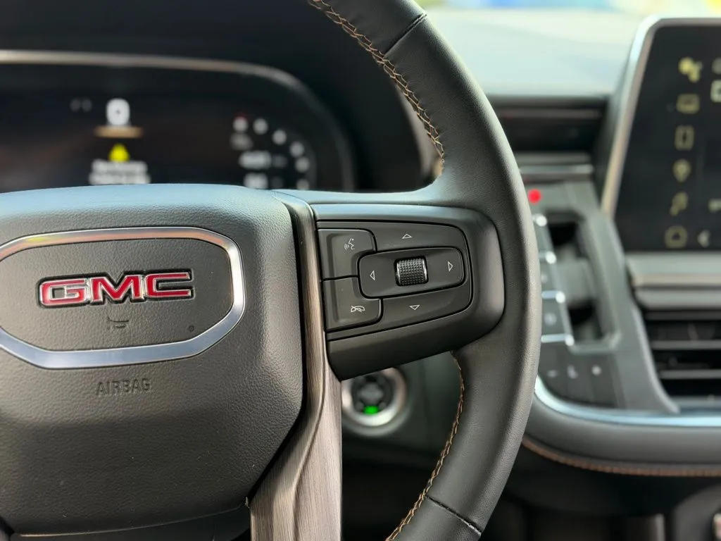GMC Yukon photo 49