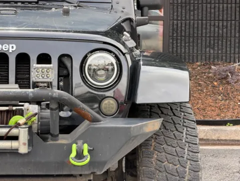 More photos of 2013 Jeep Wrangler Unlimited Sahara at Gravity Autos Sandy Springs, GA