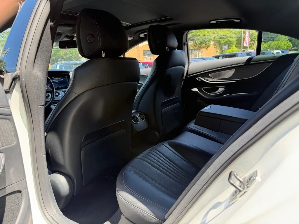 Mercedes-Benz CLS photo 30
