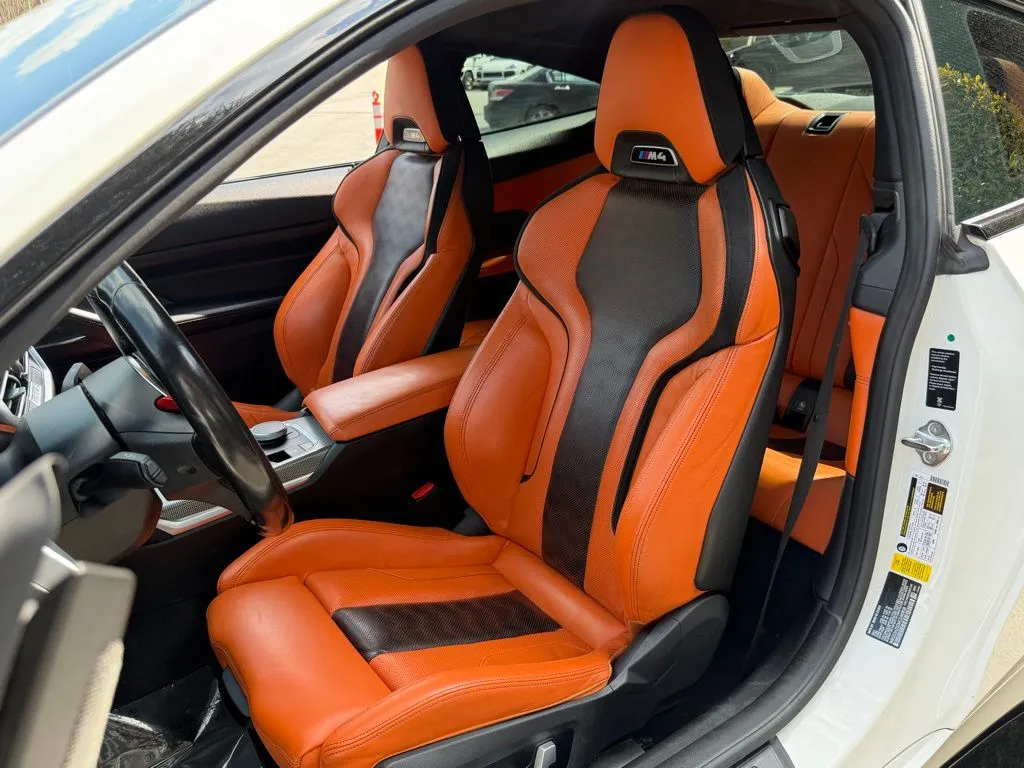 BMW M4 photo 27