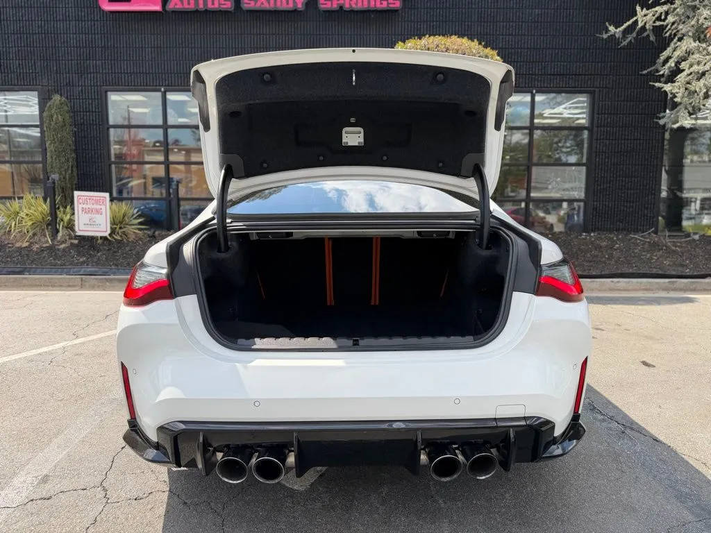 BMW M4 photo 17