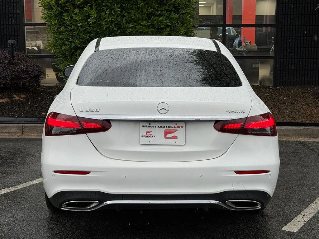 Mercedes-Benz E-Class photo 14