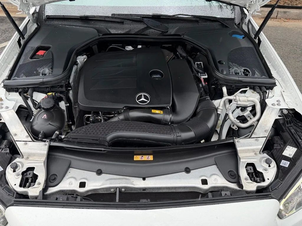 Mercedes-Benz E-Class photo 6