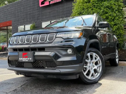 Photos of 2022 Jeep Compass Latitude Lux for sale in Sandy Springs, GA at Gravity Autos Sandy Springs
