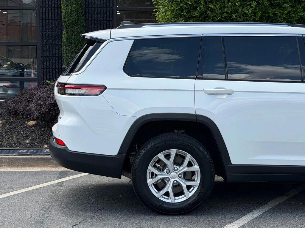 Jeep Grand Cherokee L photo 22