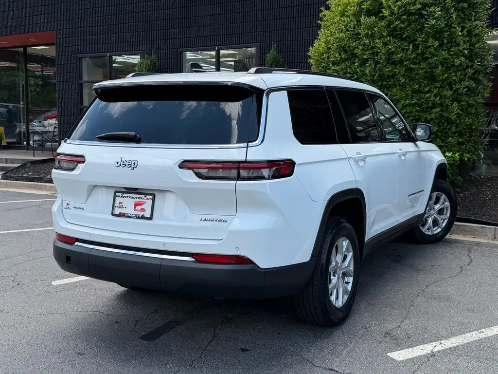 Jeep Grand Cherokee L photo 12