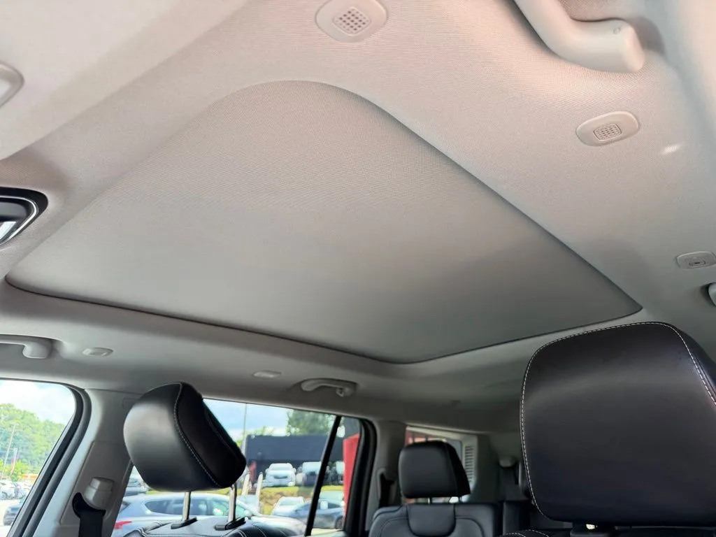 Jeep Grand Cherokee L photo 55