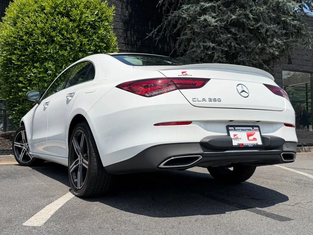 Mercedes-Benz CLA photo 21