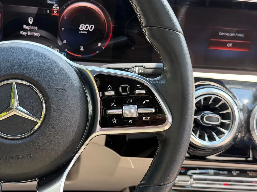 Mercedes-Benz CLA photo 47