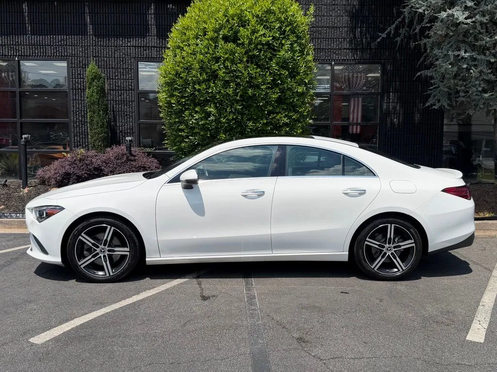 Mercedes-Benz CLA photo 10