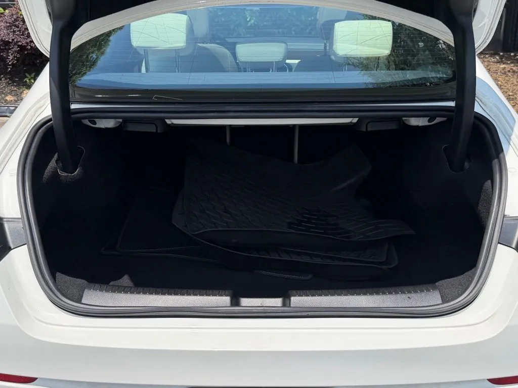 Mercedes-Benz CLA photo 19