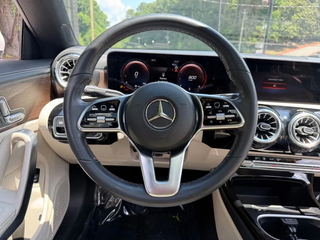 Mercedes-Benz CLA photo 45