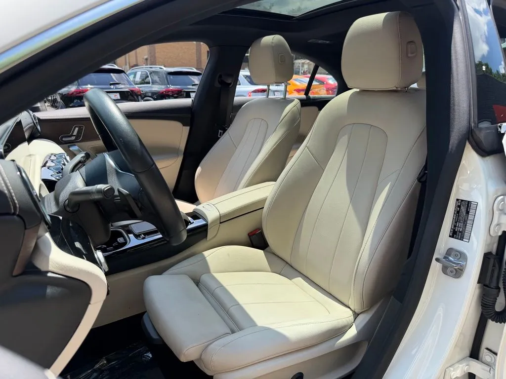 Mercedes-Benz CLA photo 27