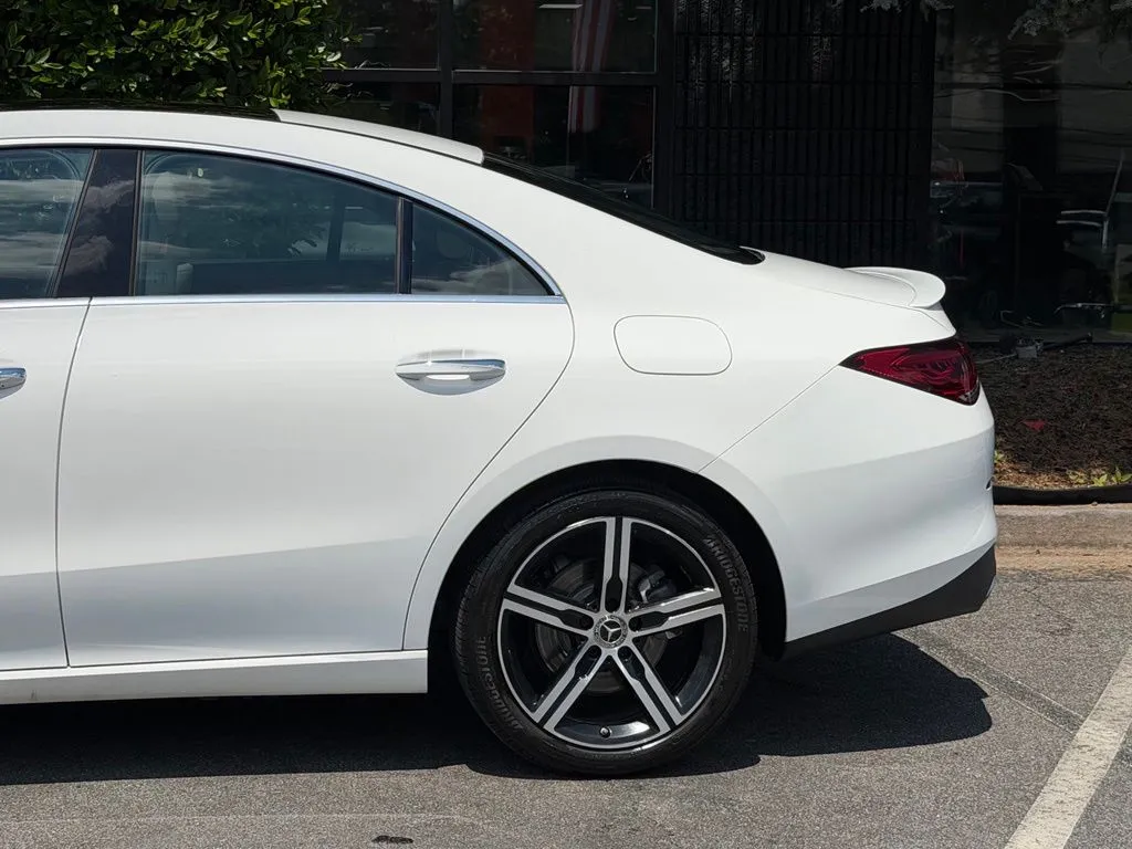 Mercedes-Benz CLA photo 12