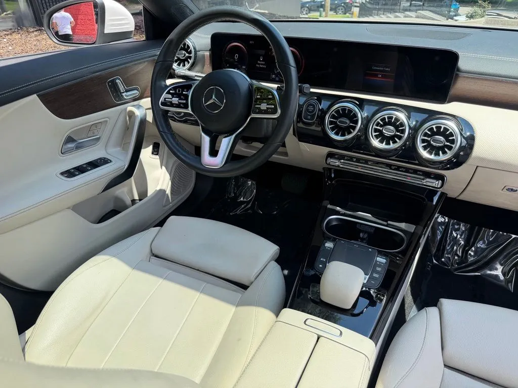 Mercedes-Benz CLA photo 43