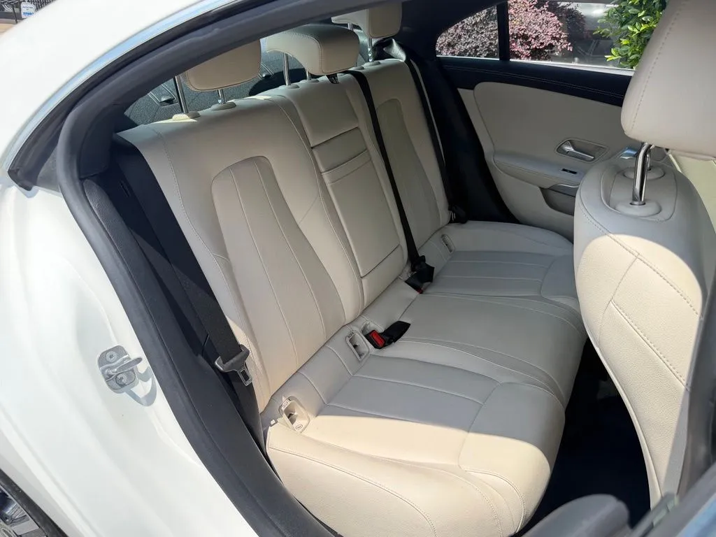 Mercedes-Benz CLA photo 41