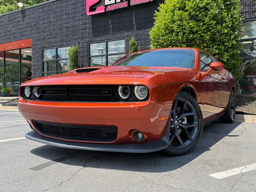 Dodge Challenger photo 2