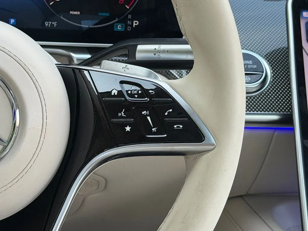 Mercedes-Benz S-Class photo 44