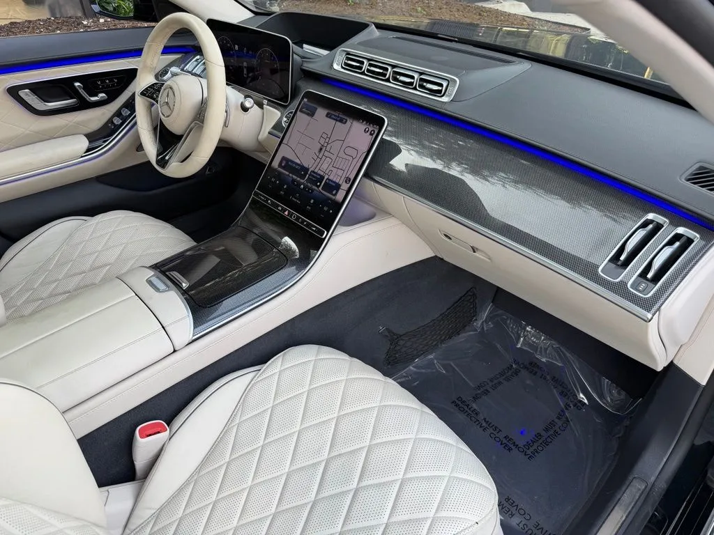 Mercedes-Benz S-Class photo 32