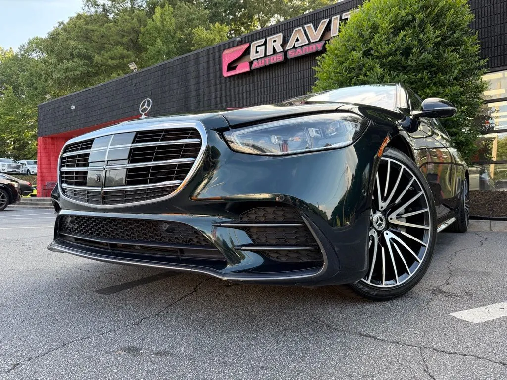 Mercedes-Benz S-Class photo 2