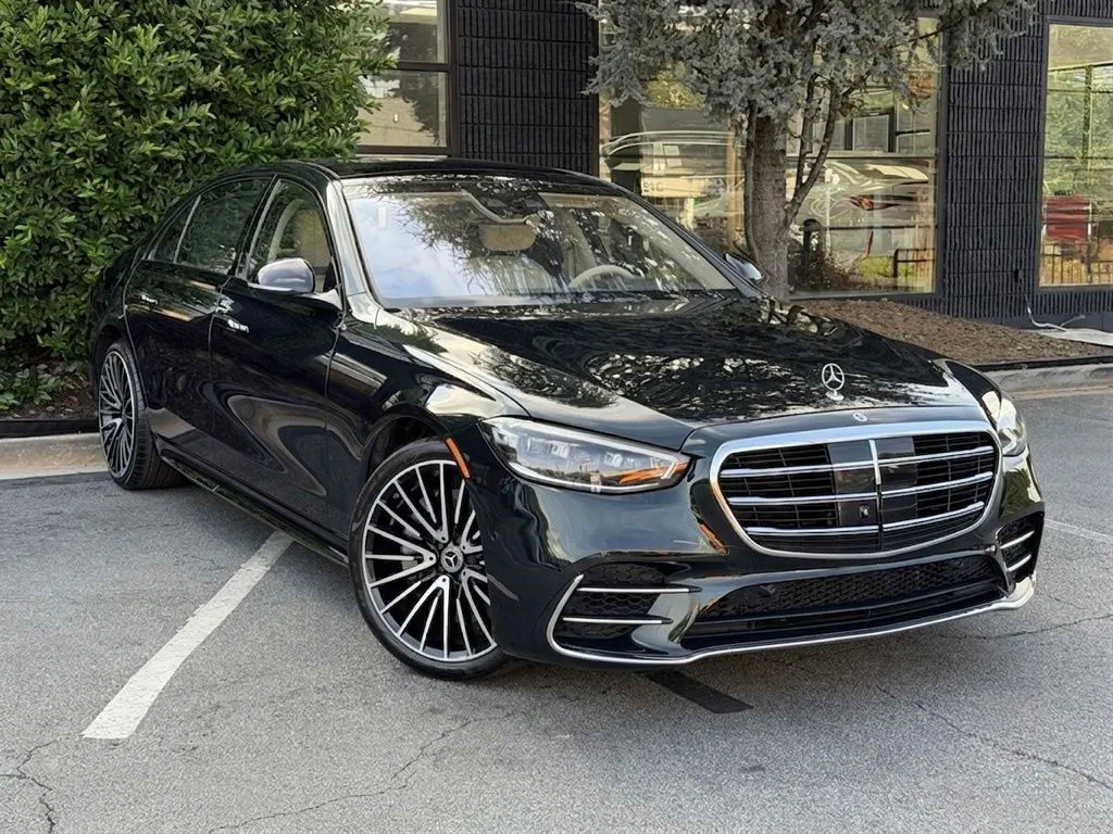 Mercedes-Benz S-Class photo 6
