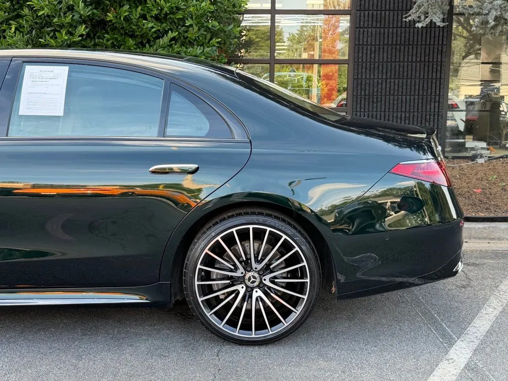 Mercedes-Benz S-Class photo 11